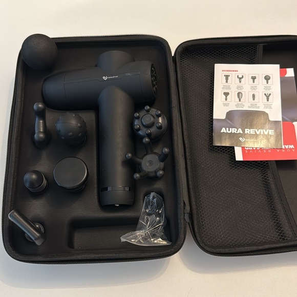 Aura Revive Deep Tissue Massage Gun w 8 different attachments and Case Like New - Picture 5 of 6